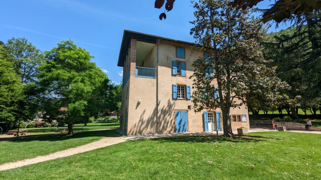 Gières école de musique. Vendre sa maison à Gières