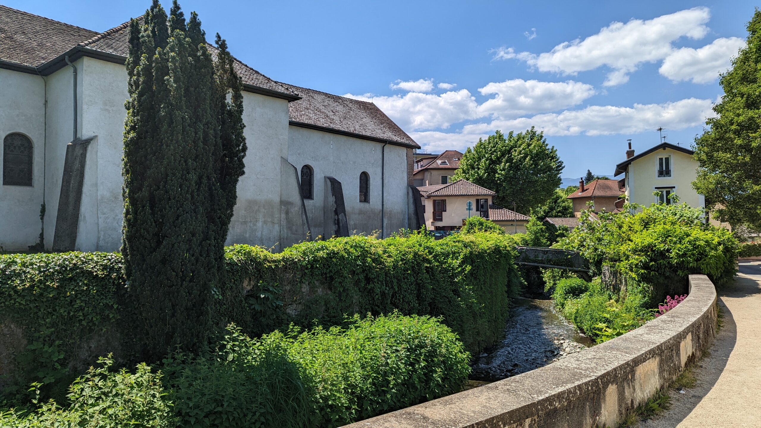 Eglise de Gières. Vendre sa maison à Gières